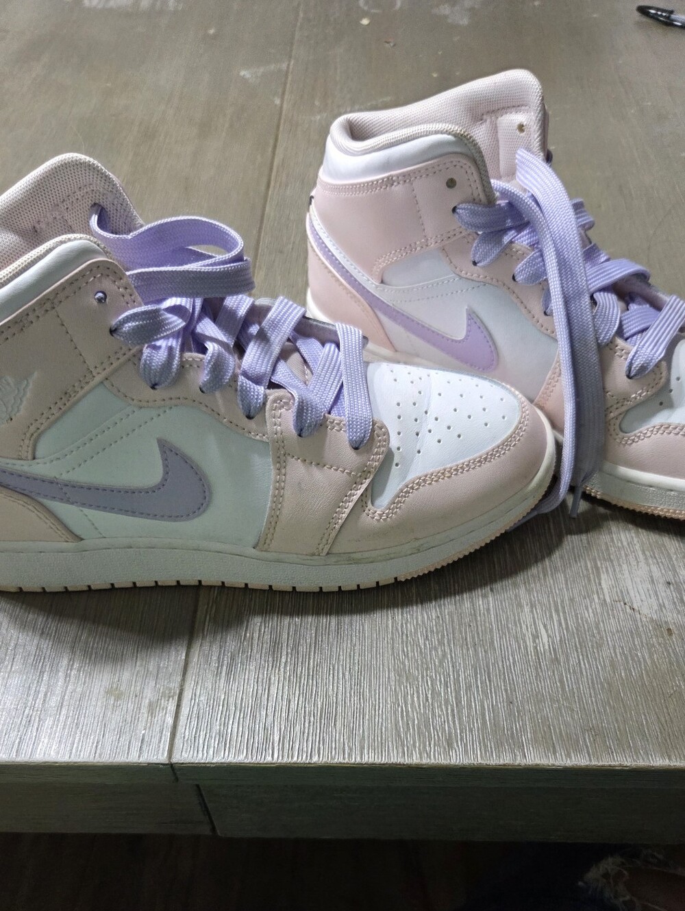 Nike Kids High-Top Sneakers in Lavender and Light Pink